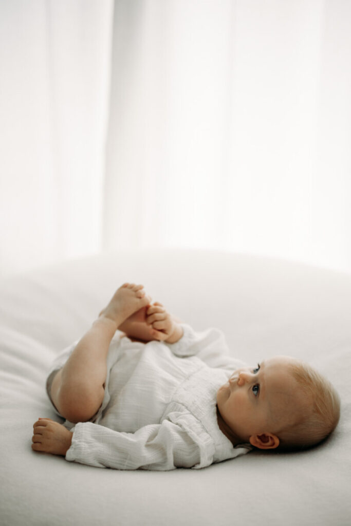 Babyfotos, Meilensteinshooting, 3 Gründe für Babyfotos, Emotionen konservieren, Persönlichkeit einfangen